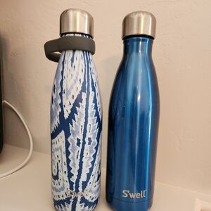 2 17 Oz Swell bottles